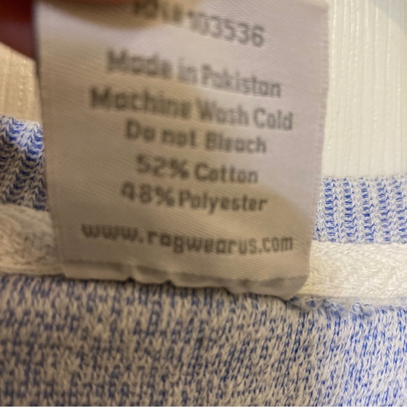 Crewneck Sweater in Blue with Ribbed Hem - Picture 4 of 5